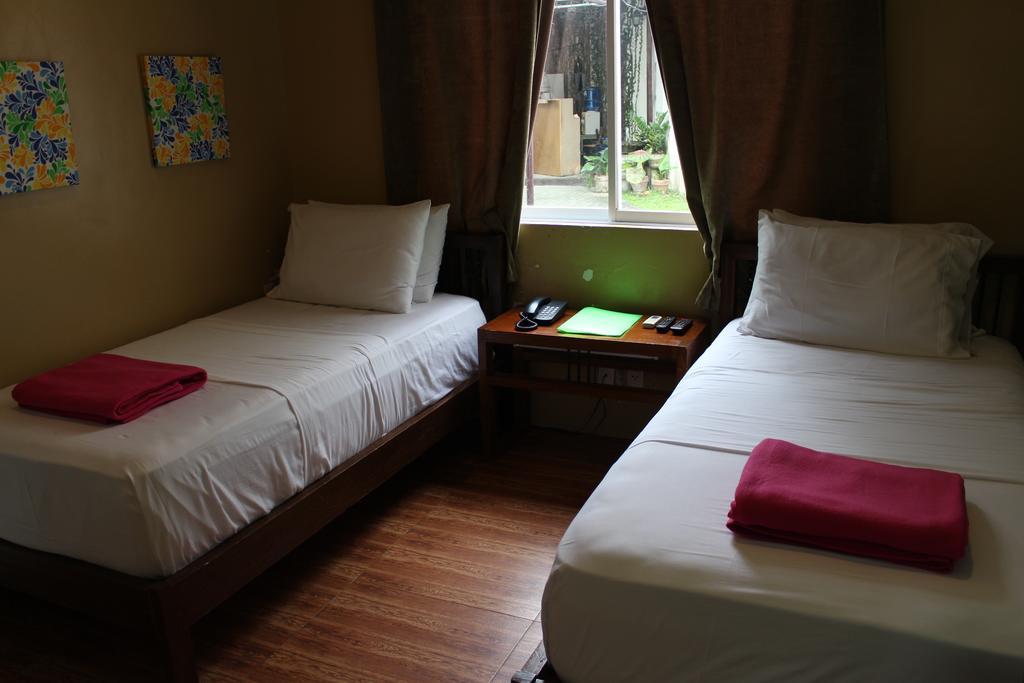 Purple Tree Bed & Breakfast Paranaque City Exteriör bild