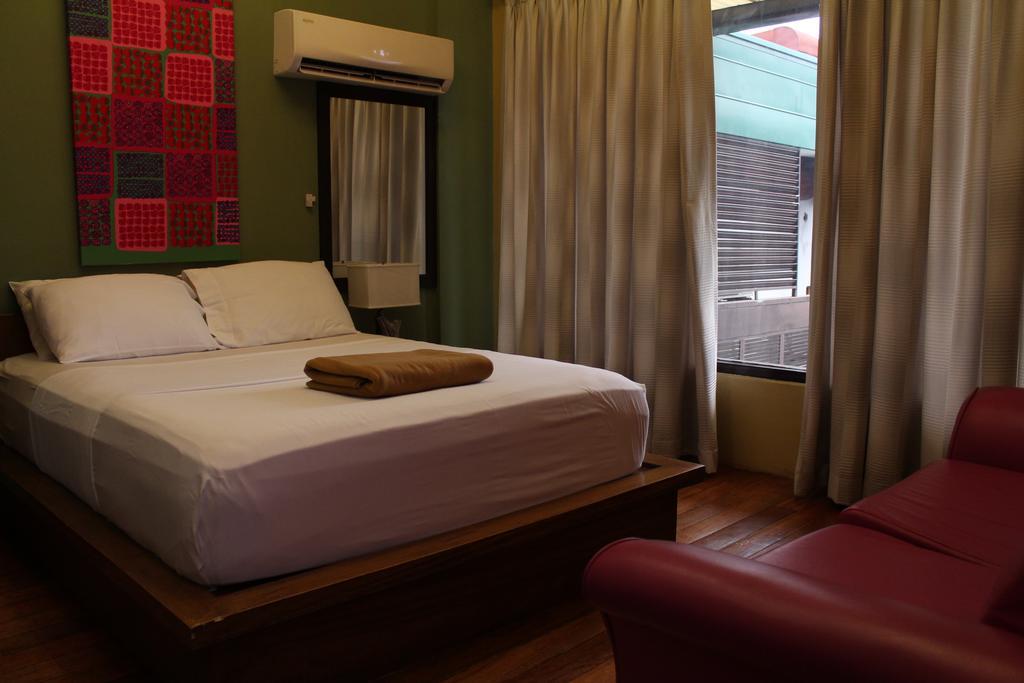 Purple Tree Bed & Breakfast Paranaque City Exteriör bild